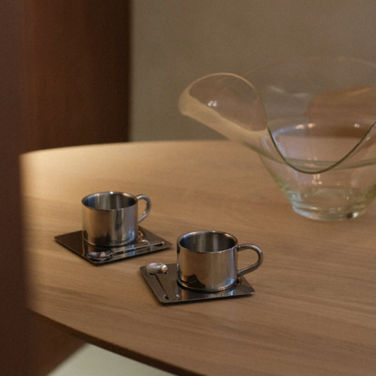 Tasse en acier inoxydable chromé