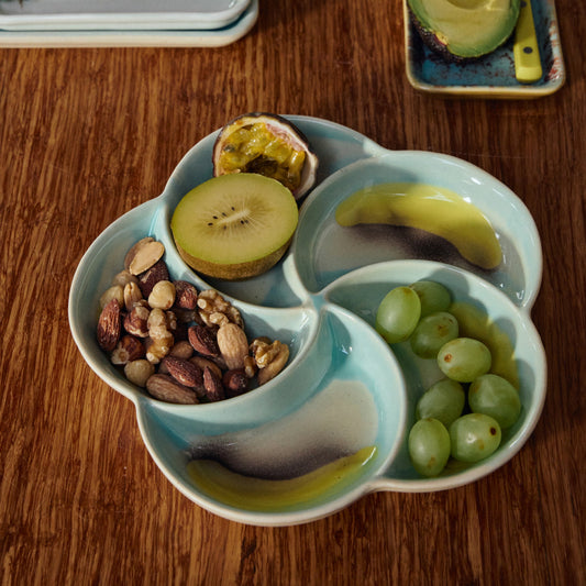 Assiette de service en céramique