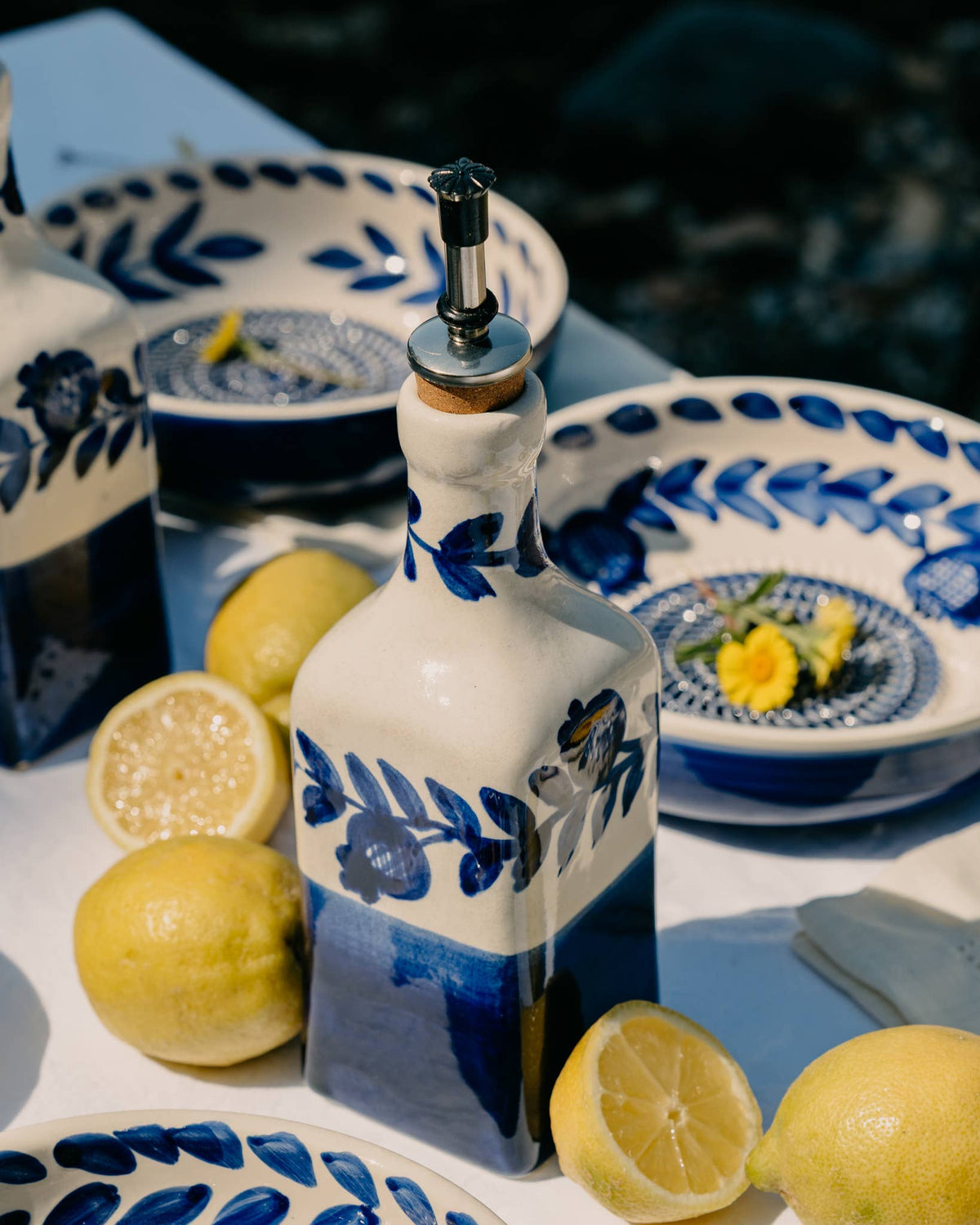 Distributeur d'huile d'olive en céramique artisanale - style traditionnel de Nerja